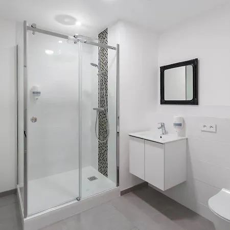 Sparkora - Familial Premium Apartment